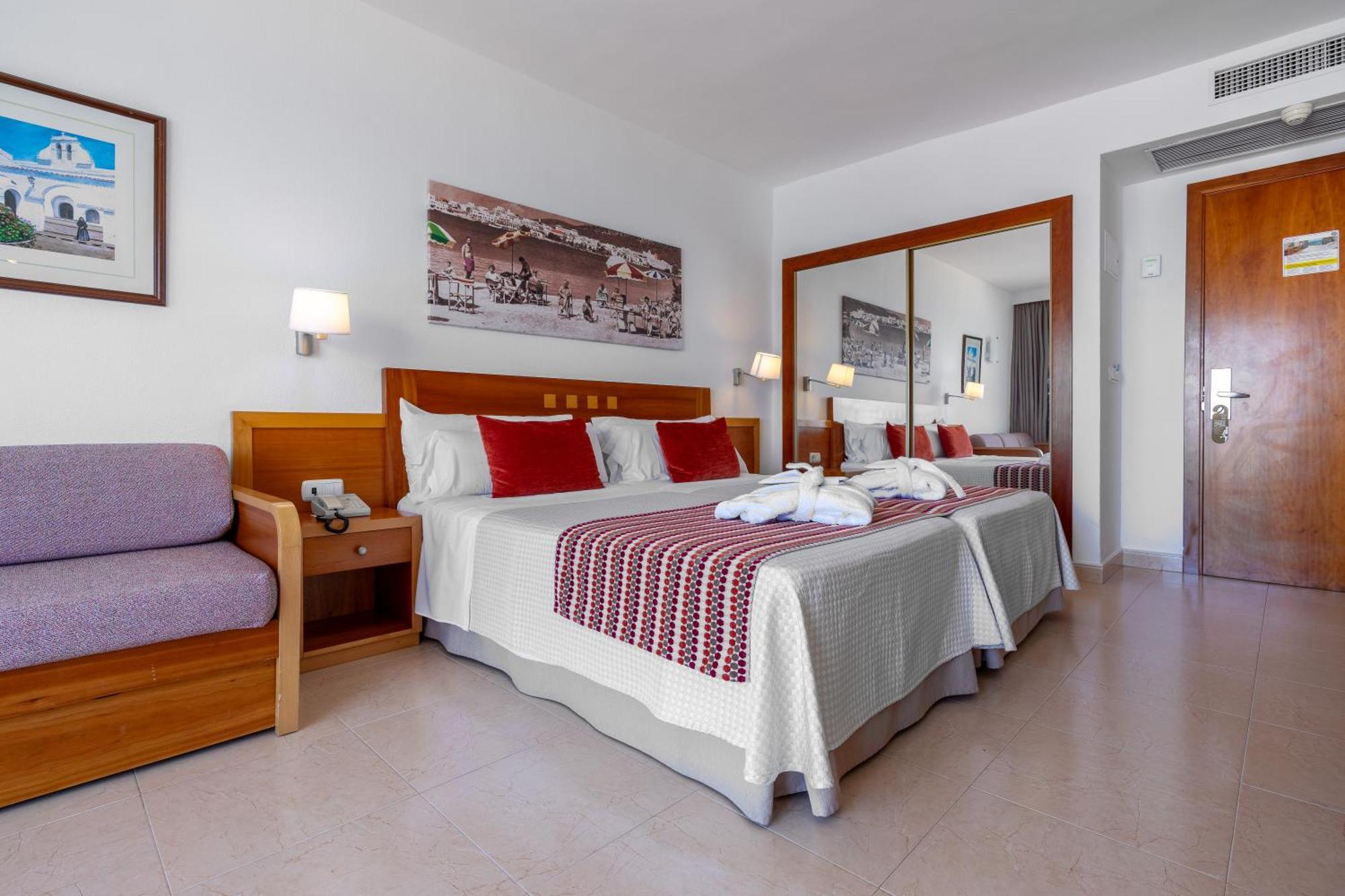 Bellamar Hotel Beach & Spa Sant Antoni de Portmany Quarto foto